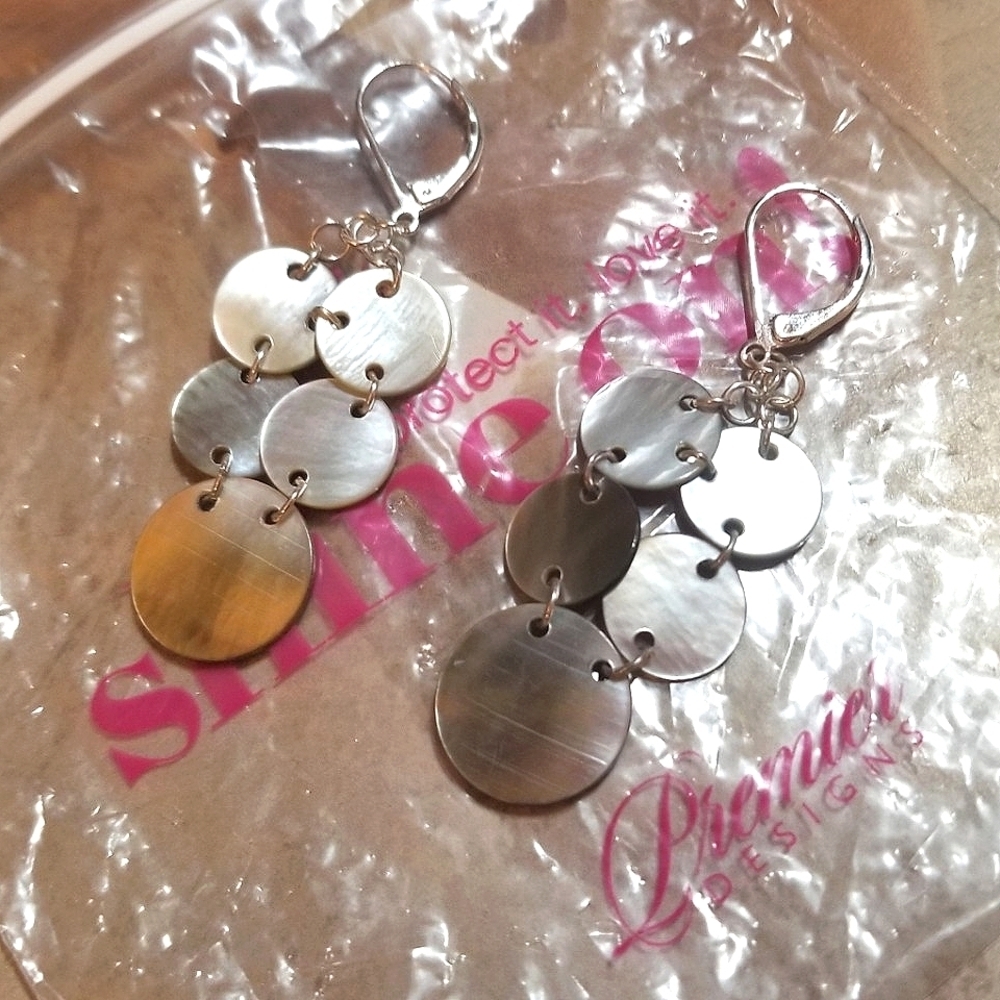 NEW Premier Designs Mother of Pearl Disc Dangle Earrings